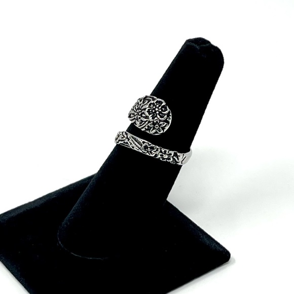 🌸Stainless Steel Spoon Ring with Flowers - Picture 6 of 8